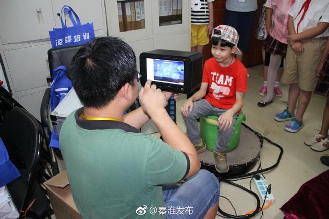社区快递#@江宁路社区居委会诚邀凌蝶文化艺术培训中心为社区的